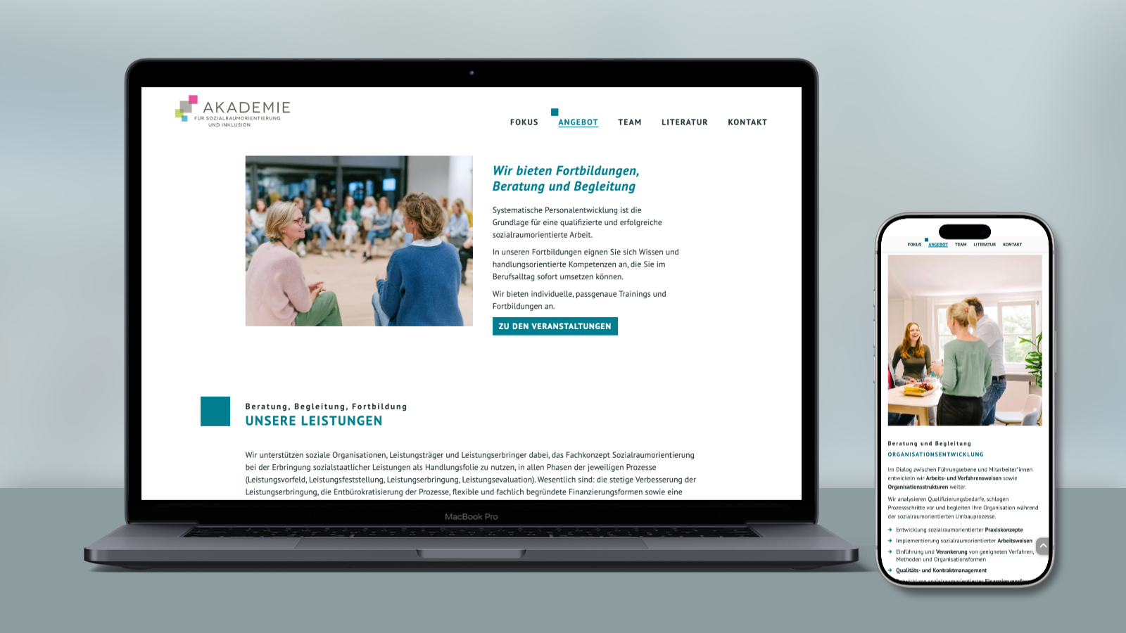 Akademie für Sozialraumorientierung und Inklusion - Website auf Laptop